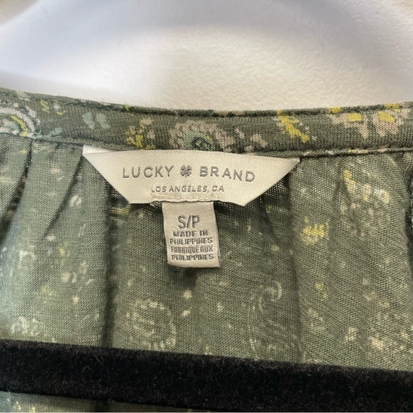 Lucky Brand green paisley v-neck boho shirt - Picture 6 of 6
